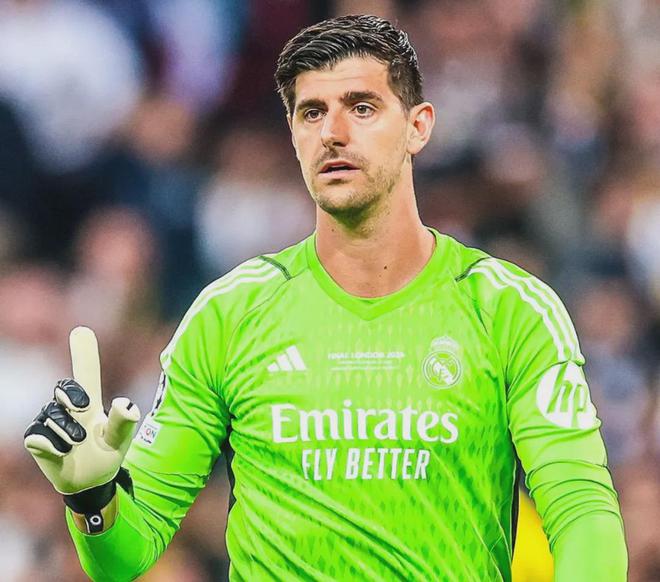 切爾西續追吉滕斯，多特簽貝林達，奧斯梅恩拒新月。