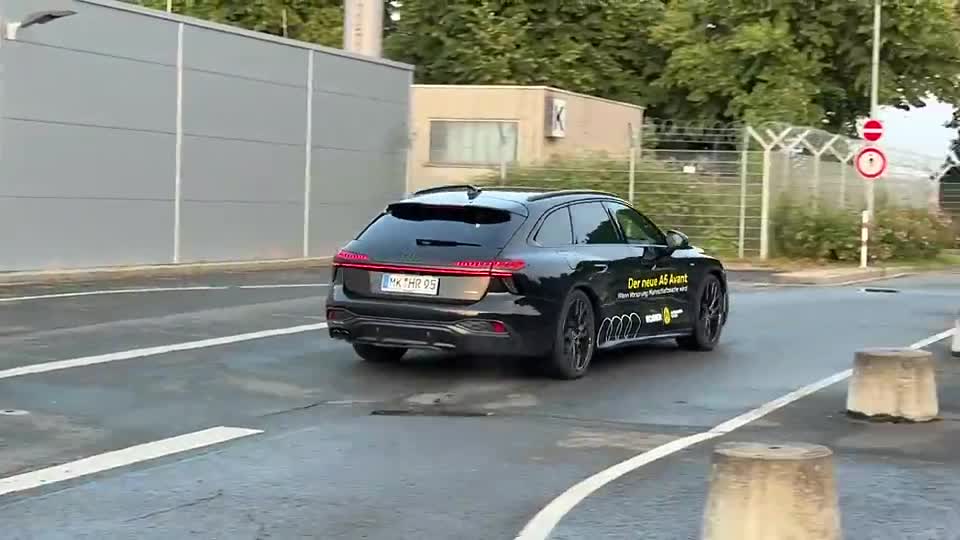 記者：小貝林厄姆已抵多特體檢