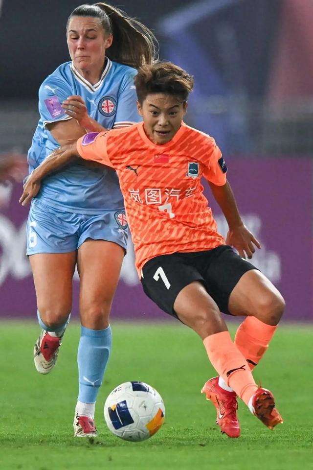 祝賀武漢隊奪得首屆女足亞冠冠軍！