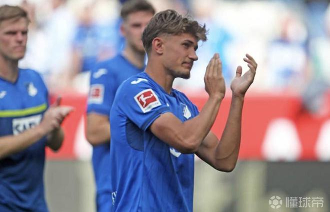 拜仁霍村與比朔夫談判僵持，未來重啟談判。