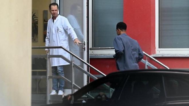 小貝林厄姆赴多特體檢，追隨兄跡！