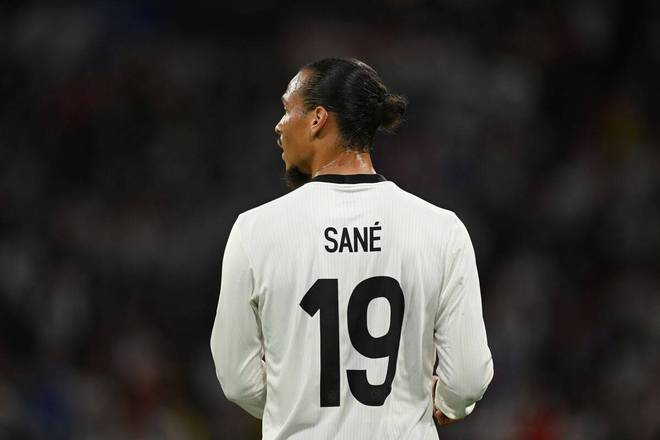 薩內加盟加拉塔薩雷，欲戰高水平賽，志在世界杯。