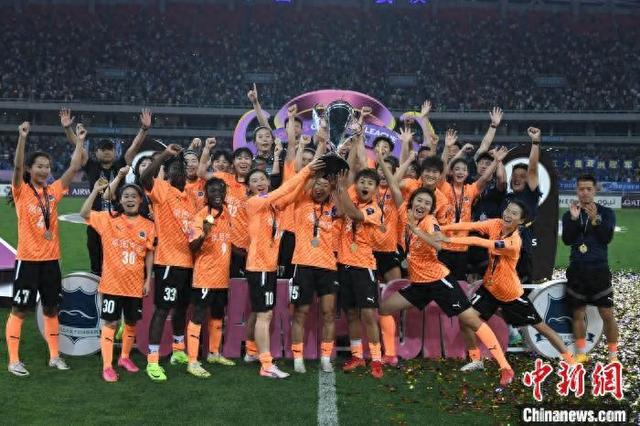 武漢女足奪冠亞冠聯賽
