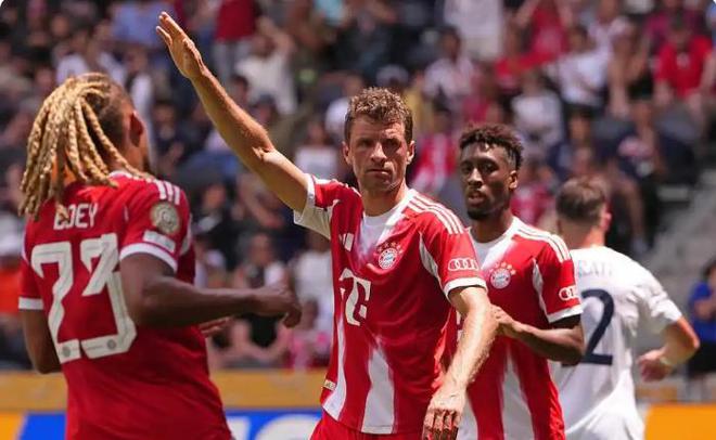 世俱杯拜仁大勝奧克蘭城，10-0！穆勒表態，2人創紀錄！