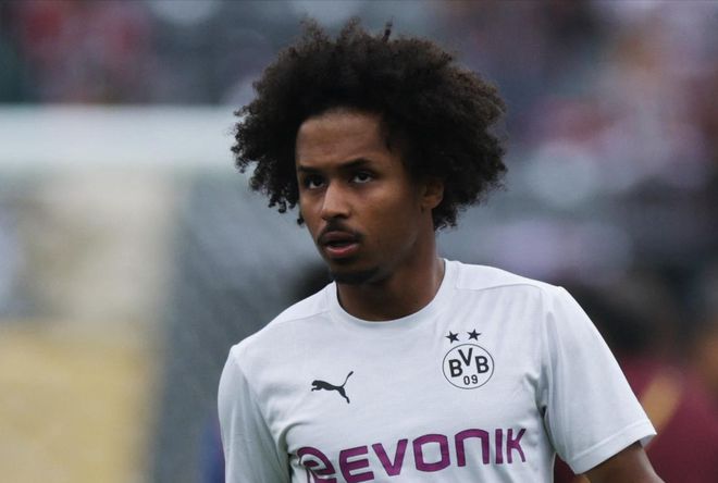 世俱杯戰(zhàn)平，多特蒙德0-0巴甲隊，科貝爾救險。