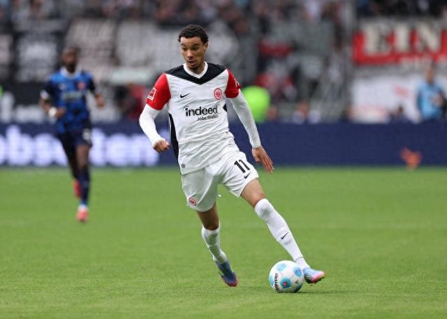 1億歐！曼聯競購埃基蒂克，利物浦、切爾西亦有意。