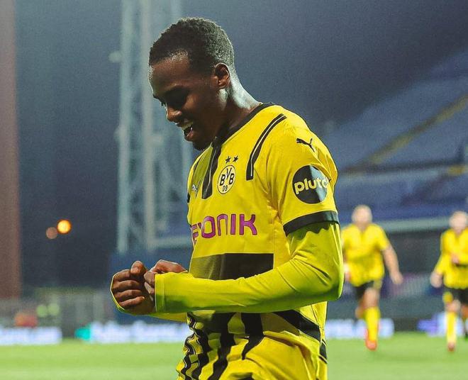 羅馬諾：吉滕斯轉會接近尾聲，多特尋替代。