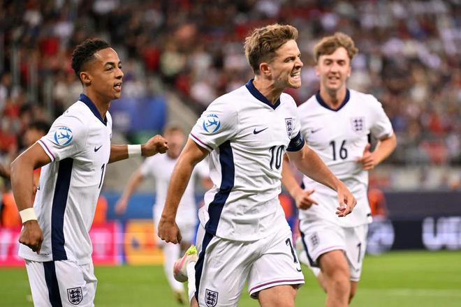 曼城標價2500萬鎊賣麥卡蒂，藥廠及多特等俱樂部關注。