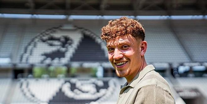 圣保利后衛特羅伊回歸弗賴堡，轉會費500萬歐。