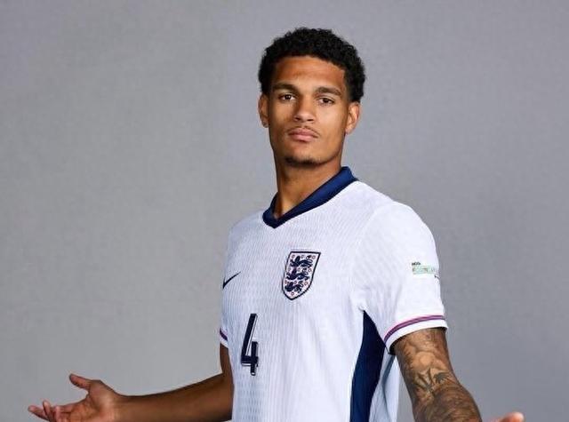 羅馬諾：夸安薩體檢完成，已簽約勒沃庫森