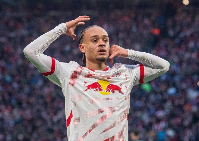 西蒙斯球隊困境未顯眼，拜仁主力位存疑。