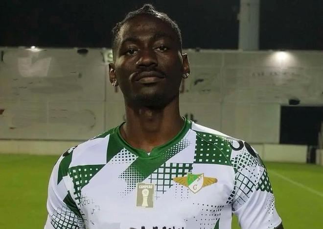 申花引援，報價200萬歐中鋒，米內羅，亞冠實力。