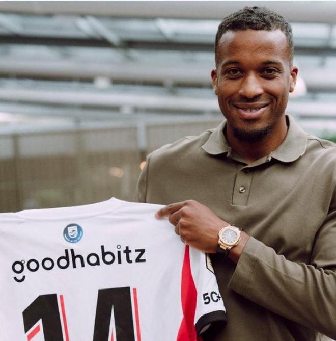 記者：普萊亞轉會費450萬歐，門興省薪400-450萬歐。