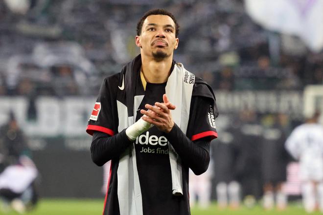 羅馬諾：利物浦接觸法蘭克福，敲定埃基蒂克交易附加項。