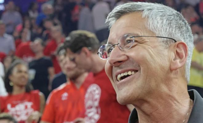 拜仁或求管理層年輕化，或非秋季行。