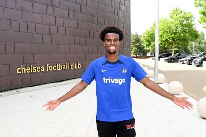 德萊比錫追楚克烏梅卡，已開啟談判，多特競爭。