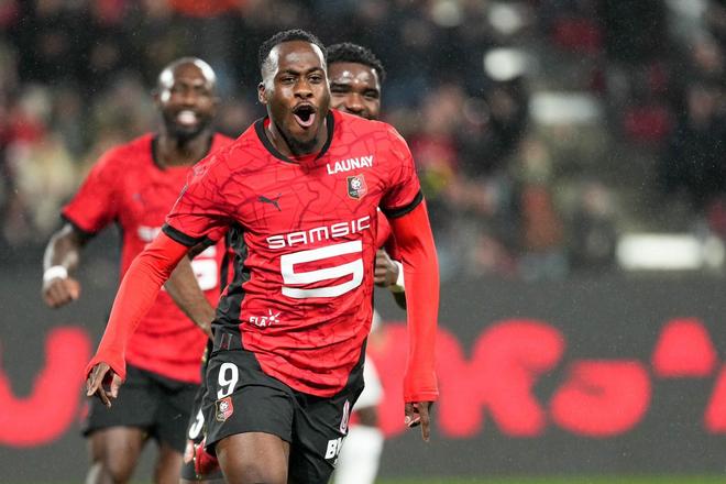 RMC: 森林、萊比錫有意雷恩前鋒卡利穆恩多，除熱刺、黃潛。