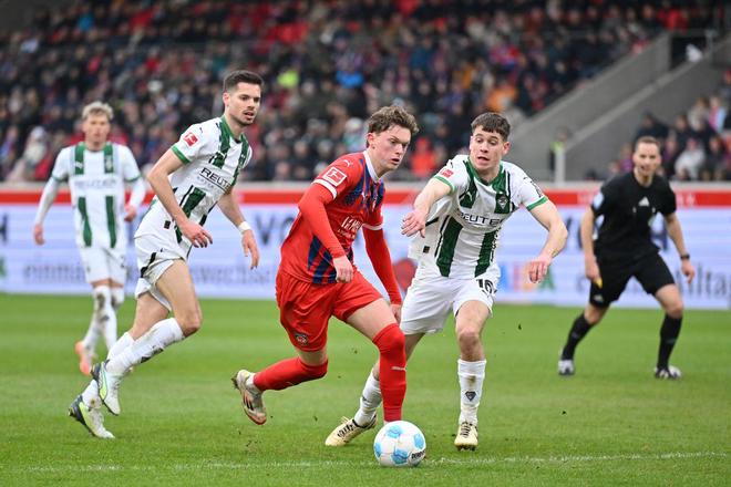 圖片報：埃貝爾與門興體育總監會面，商討萬納租借事宜