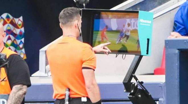 德天新季：德甲德乙啟用VAR播報(bào)，引入半自動(dòng)越位系統(tǒng)