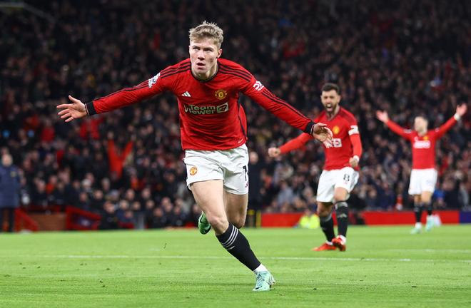 霍伊倫拒萊比錫轉(zhuǎn)會，英媒報(bào)道