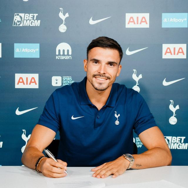 官方：帕利尼亞租借至熱刺，一年期