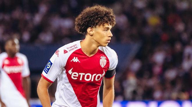 藥廠放棄佳夫，簽阿克利烏什，預(yù)算超。踢球者。