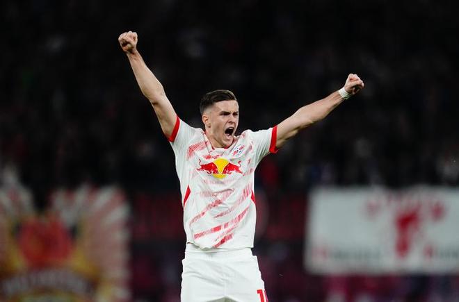 天空：水晶宮求購鮑姆加特納，西蒙斯離隊，萊比錫不愿再售。