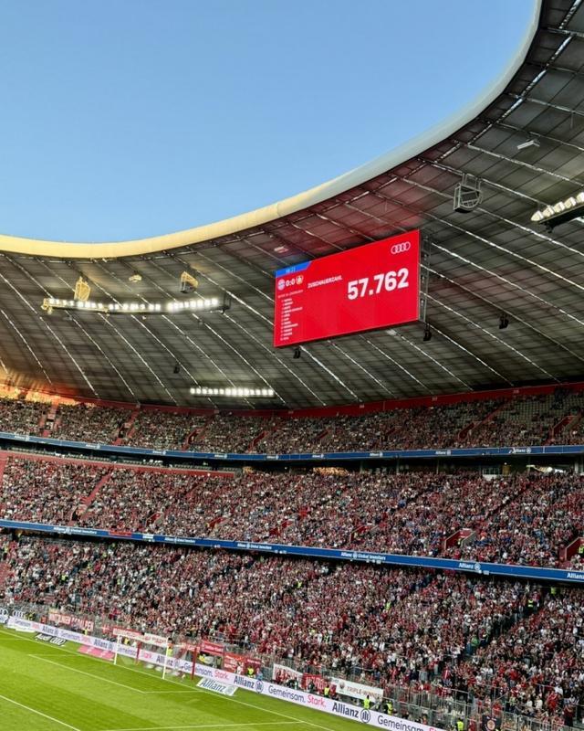 拜仁女足VS藥廠女足，觀眾爆滿創紀錄！